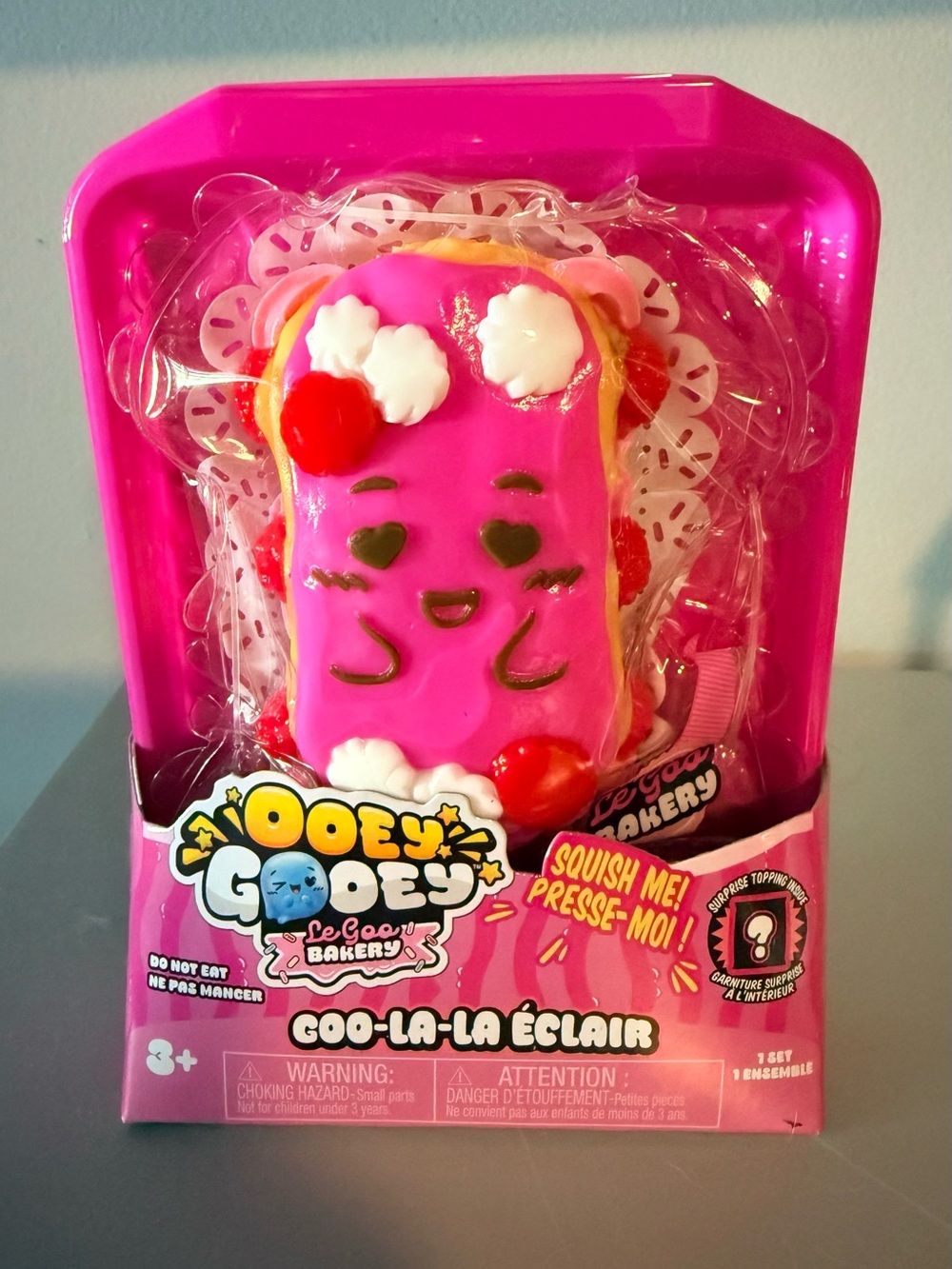 🔥 OOEY Gooey - Goo La La Squishy Eclair - Viral! NIB -